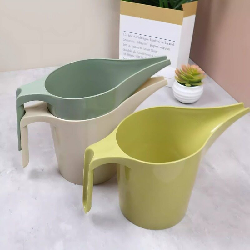 Пластиковая лейка с длинным но – обзор и цена Watering Can Long Spout
