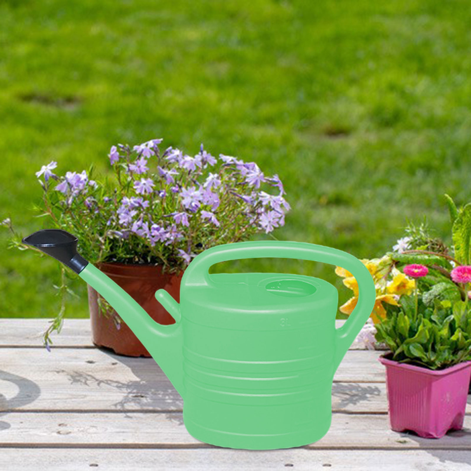 Садовая лейка с длинной ручкой – обзор и цена Watering Can Long Spout